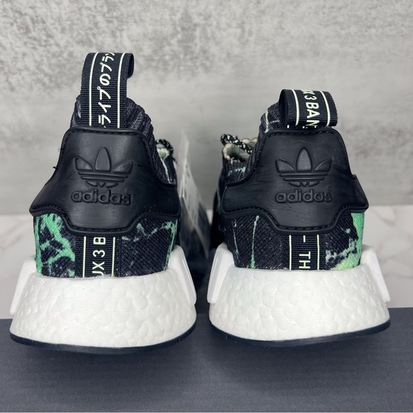Adidas NMD R1 Primeknit - Picture 10 of 16
